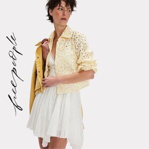 Free People Dream a Little Dream White & Yellow Eyelet Top Sz XS NWOT